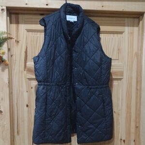 Liz Claiborne Black Quilted Vest with Full-Length Zipper